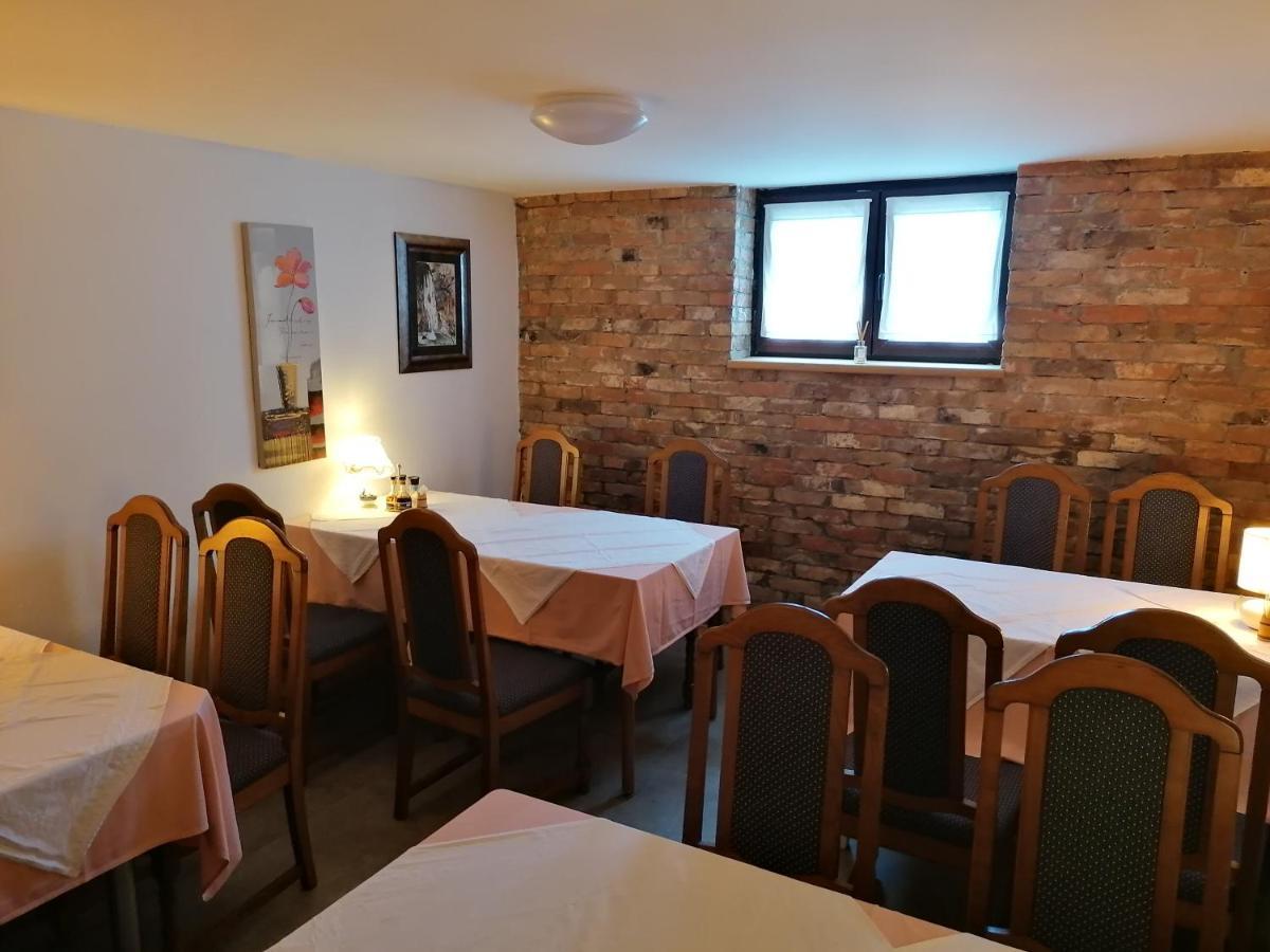 Hotel House Izvor à Jezerce Extérieur photo