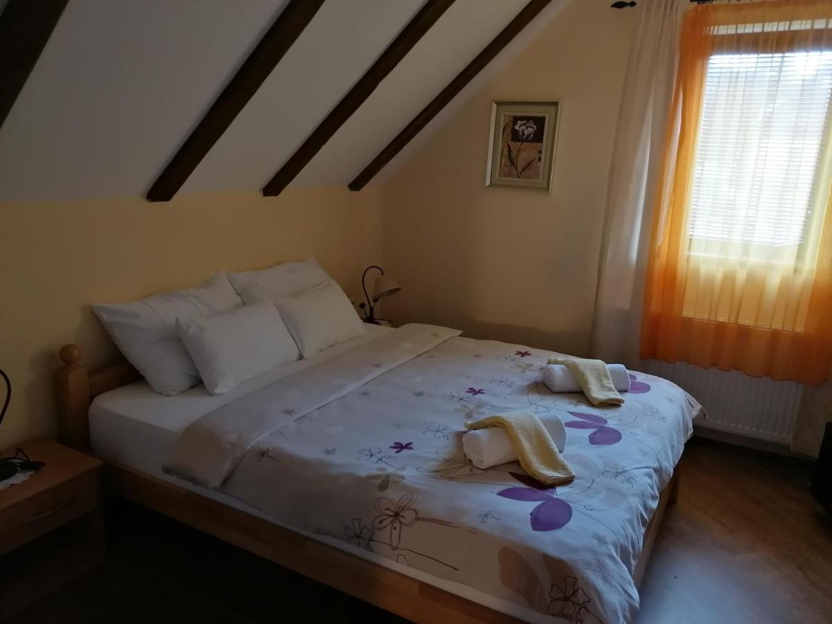 Hotel House Izvor à Jezerce Extérieur photo