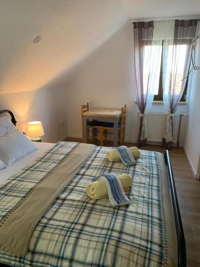 Hotel House Izvor à Jezerce Extérieur photo