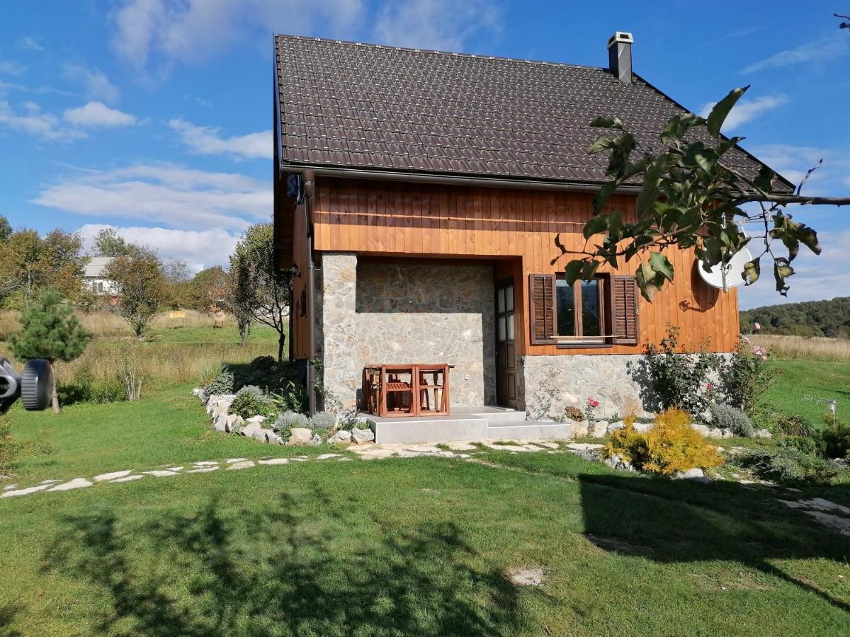 Hotel House Izvor à Jezerce Extérieur photo